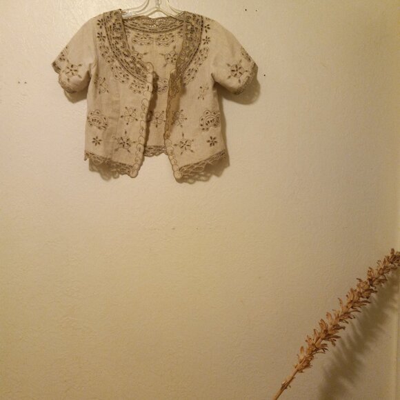 NWOT Handmade Balinese Linen Lace Crochet Cropped Button Front Jacket Cardigan - Picture 1 of 16